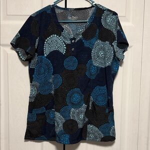 Buttersoft: Easy Stretch women’s scrub top